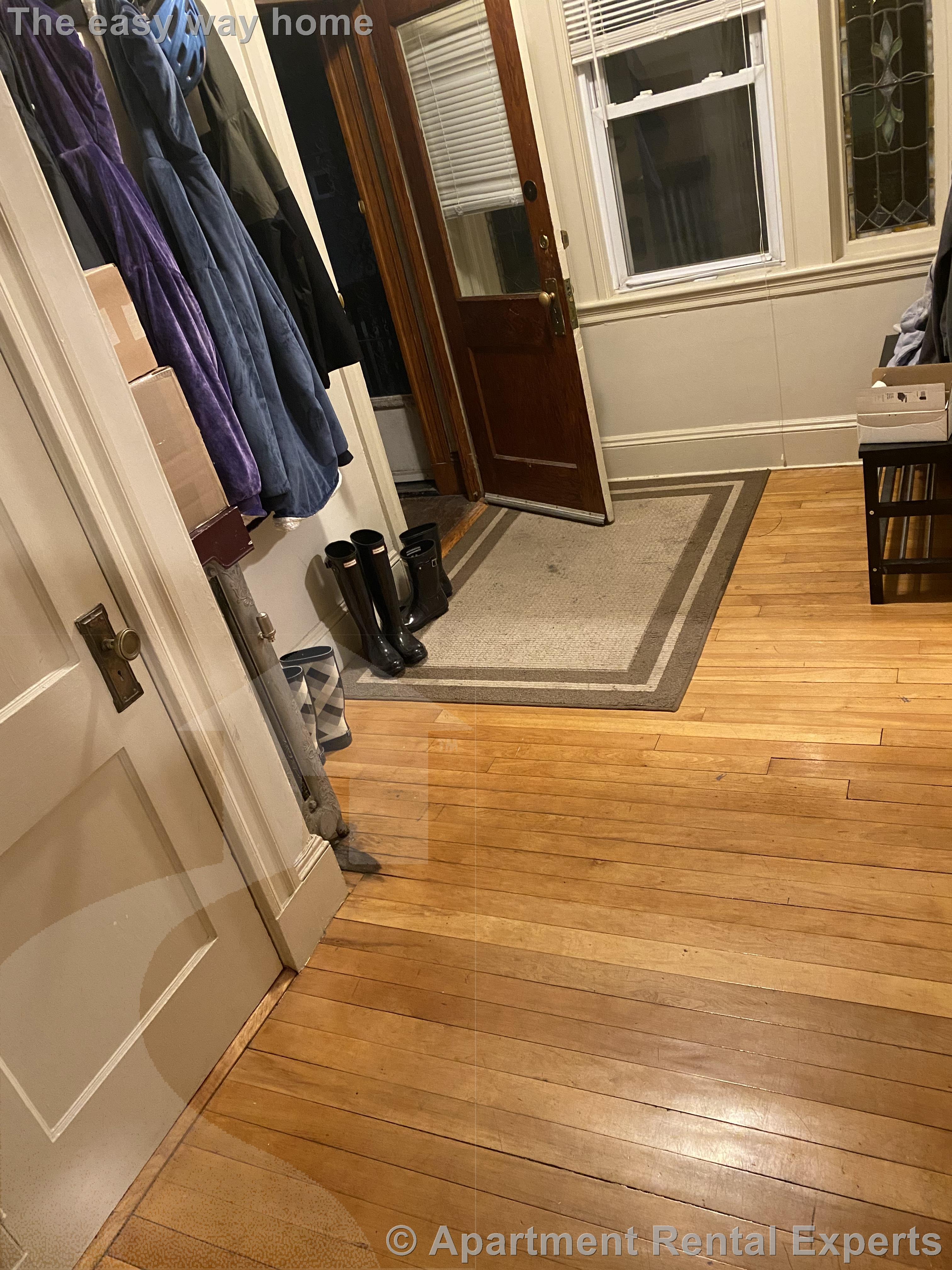 4 bed, 1 bath apartment for rent at 64 Chetwynd Rd Unit 2, Tufts — photo 5 of 7
