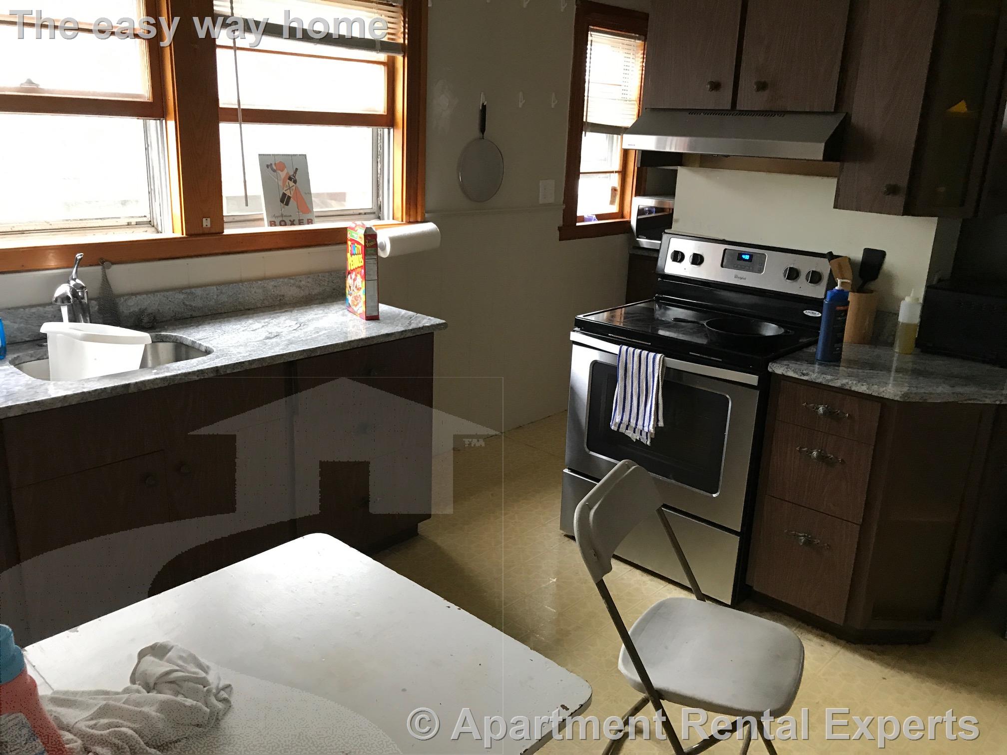 4 bed, 1 bath apartment for rent at 64 Chetwynd Rd Unit 2, Tufts — photo 7 of 7
