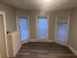 3 bed, 1 bath apartment for rent at 64 Church St Unit 1, Springfield — photo 3 of 3