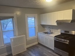 3 bed, 1 bath apartment for rent at 64 Church St Unit 1, Springfield