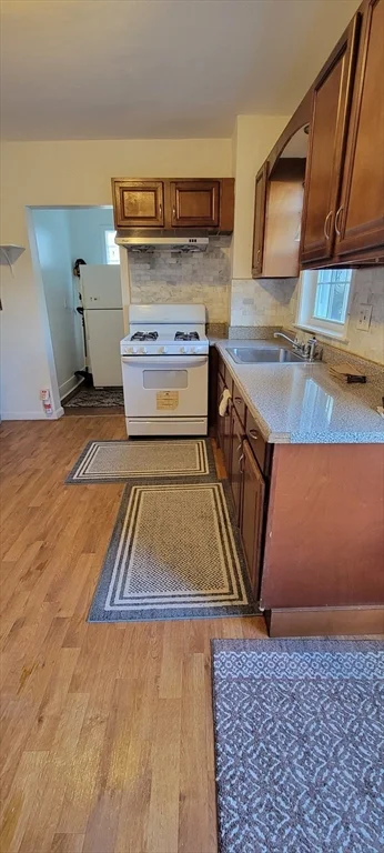 2 bed, 1 bath apartment for rent at 64 Clark St Unit 1, Malden — photo 2 of 8