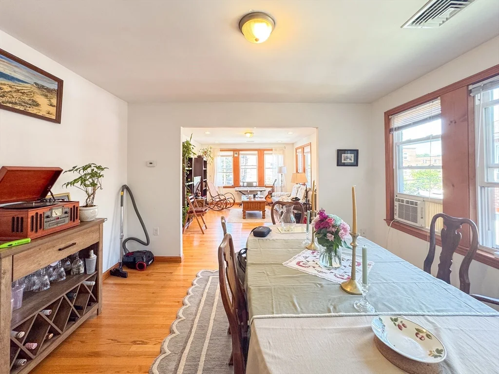 3 bed, 1 bath apartment for rent at 64 Colborne Rd Unit 64, Brighton — photo 3 of 14