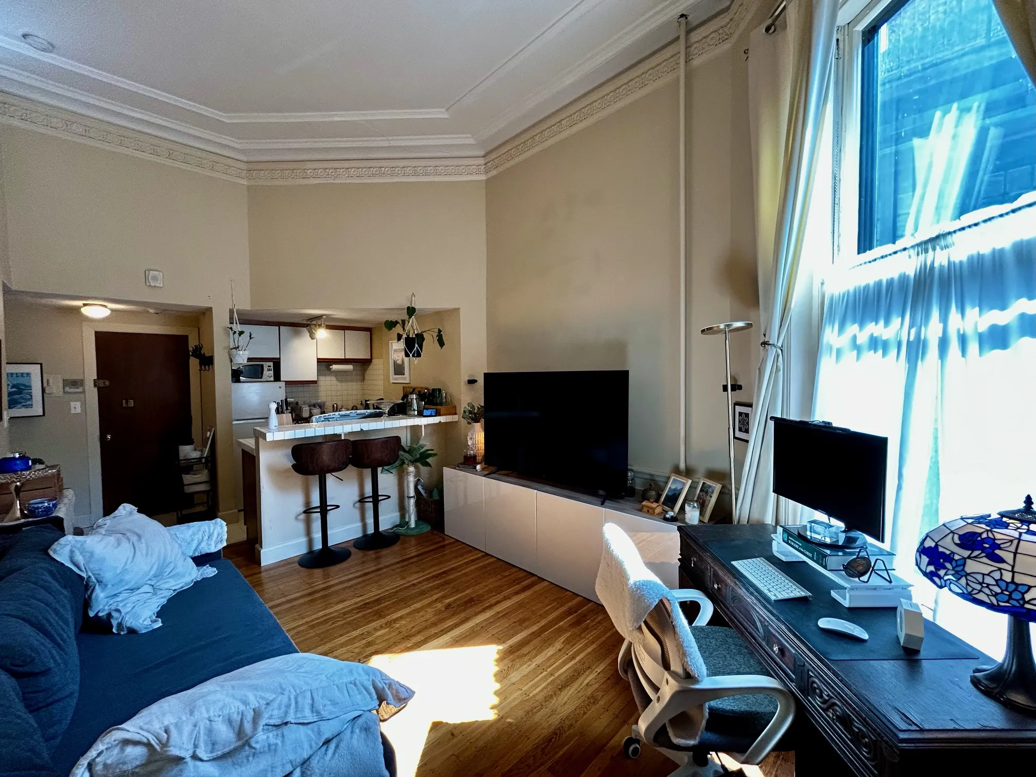 1 bed, 1 bath apartment for rent at 64 Commonwealth Ave Unit 4, Back Bay — photo 2 of 9