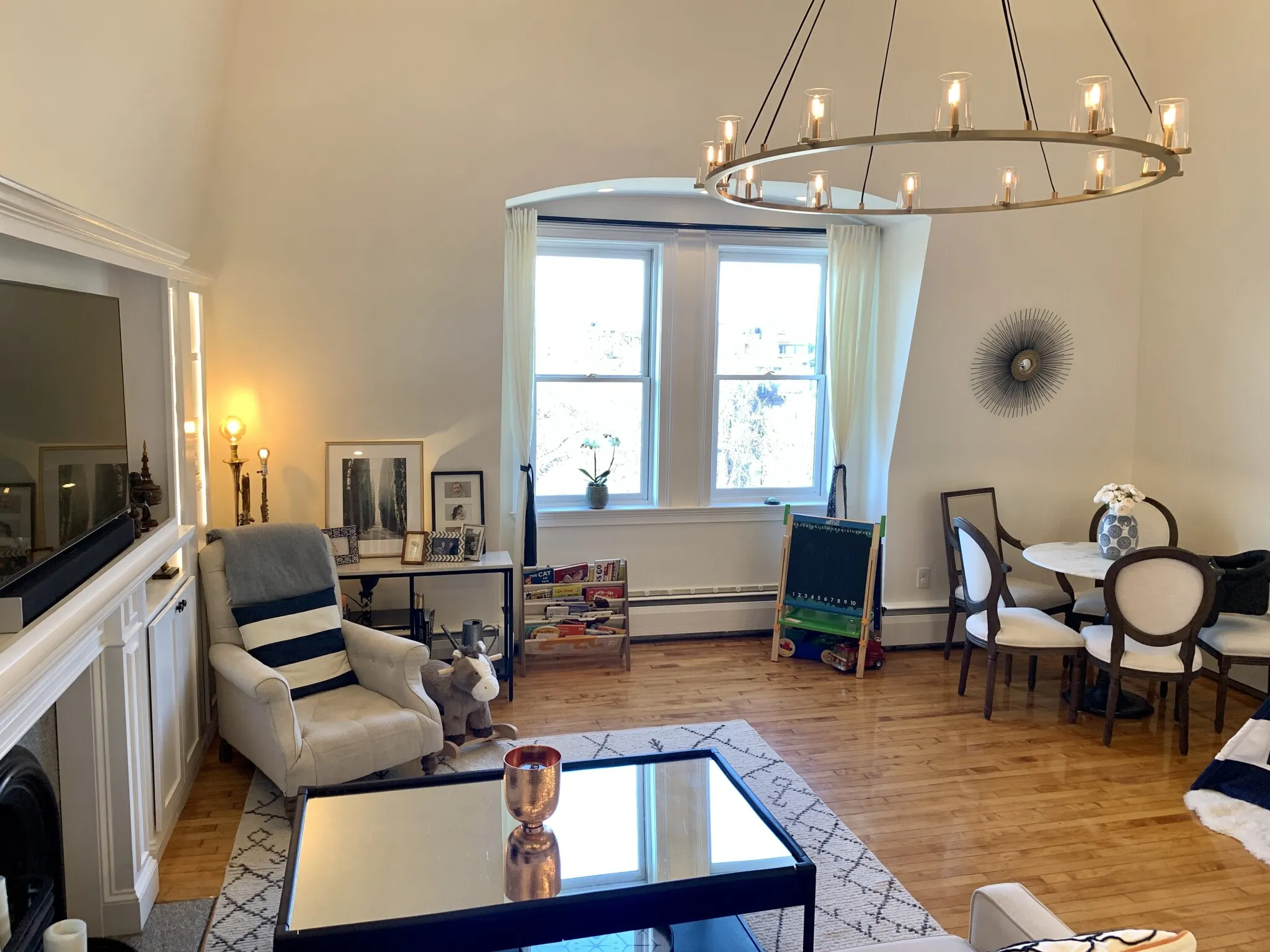 1 bed, 1 bath apartment for rent at 64 Commonwealth Ave Unit 8, Back Bay — photo 4 of 18