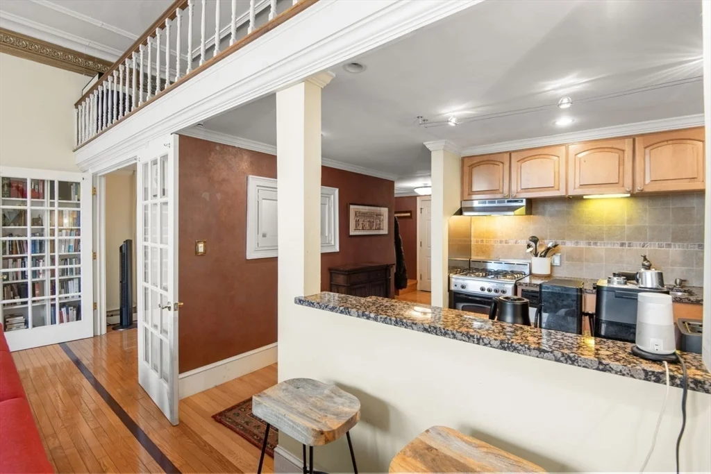 1 bed, 1 bath apartment for rent at 64 Commonwealth Unit 3, Back Bay — photo 14 of 26