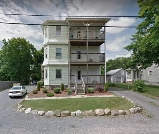 3 bed, 1 bath apartment for rent at 64 Crapo St Unit 2, Bridgewater — photo 1 of 13