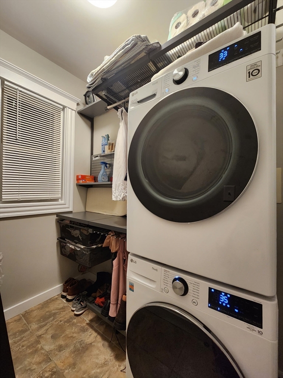 2 bed, 1 bath apartment for rent at 64 Creeley Rd Unit 2, Belmont — photo 13 of 17