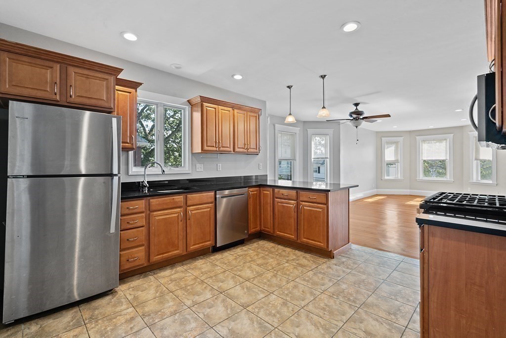 2 bed, 1 bath apartment for rent at 64 Creeley Rd Unit 2, Belmont — photo 6 of 17
