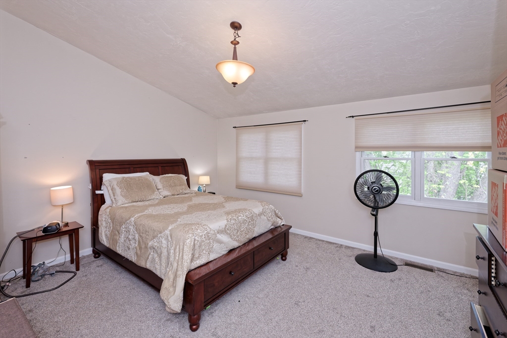 2 bed, 1 bath apartment for rent at 64 Crystal Brook Way Unit B, Marlborough — photo 34 of 41
