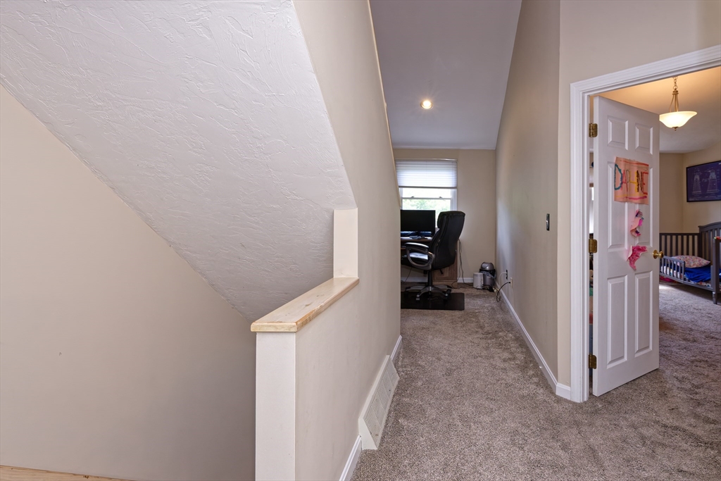 2 bed, 1 bath apartment for rent at 64 Crystal Brook Way Unit B, Marlborough — photo 20 of 41