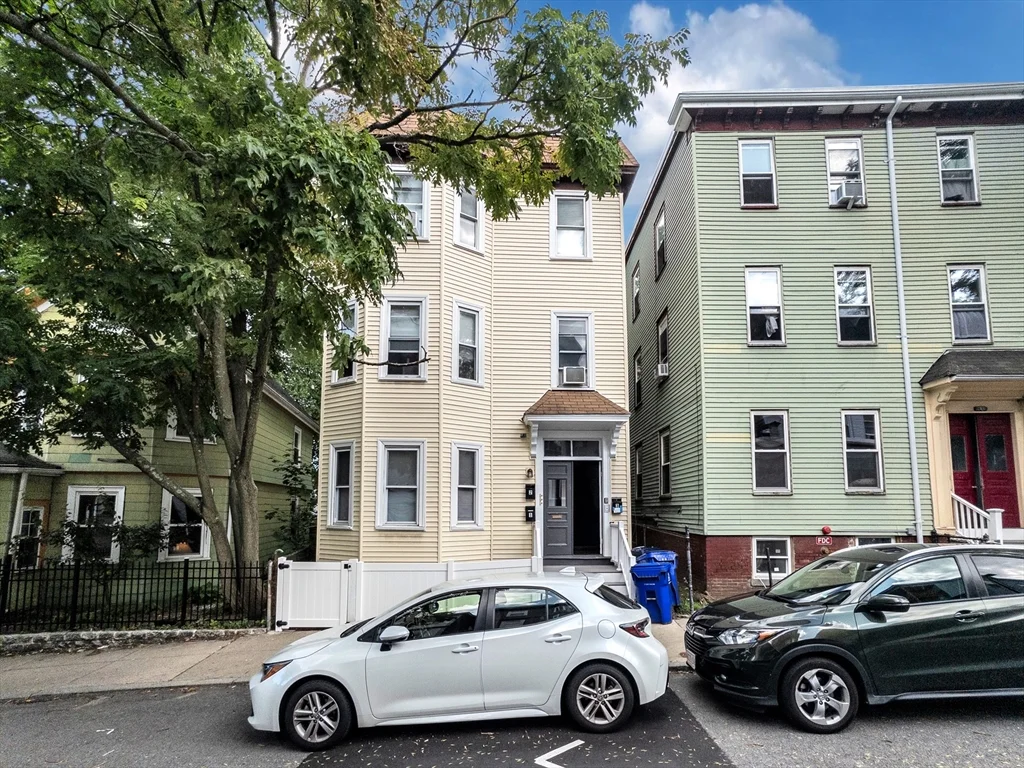 3 bed, 1 bath apartment for rent at 64 Day St Unit 2, Jamaica Plain — photo 9 of 13