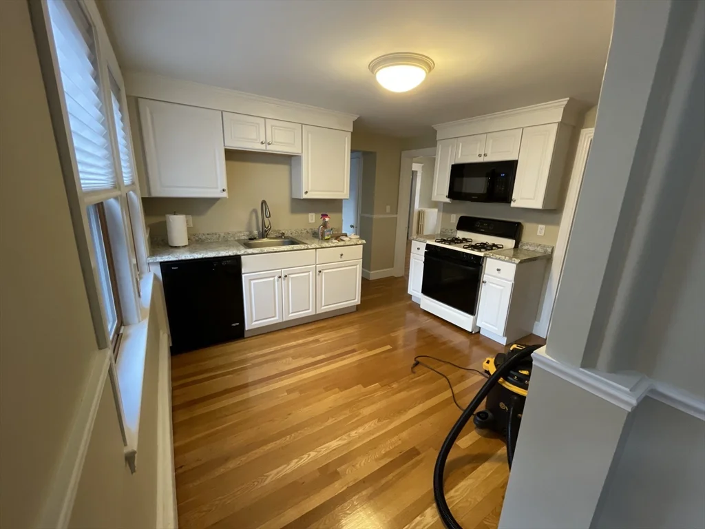 2 bed, 1 bath apartment for rent at 64 Dent Unit 1, West Roxbury — photo 3 of 9