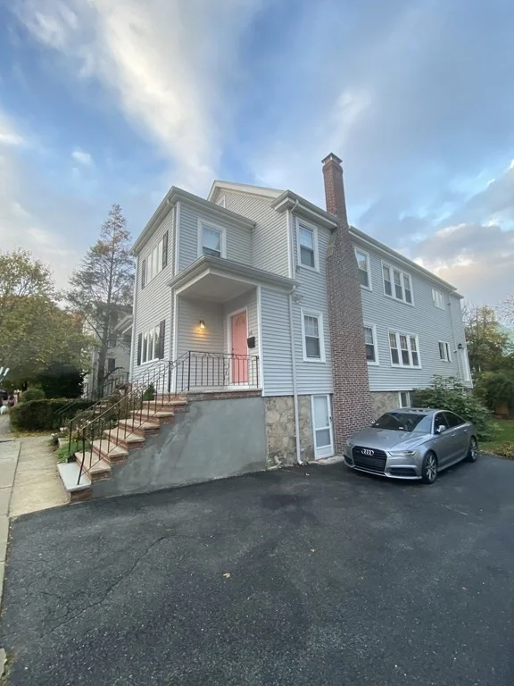 2 bed, 1 bath apartment for rent at 64 Desoto Rd Unit 1, West Roxbury — photo 2 of 11