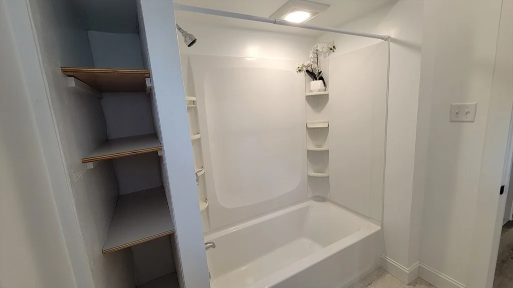 2 bed, 1 bath apartment for rent at 64 Edinboro St Unit 1, Marlborough — photo 6 of 14