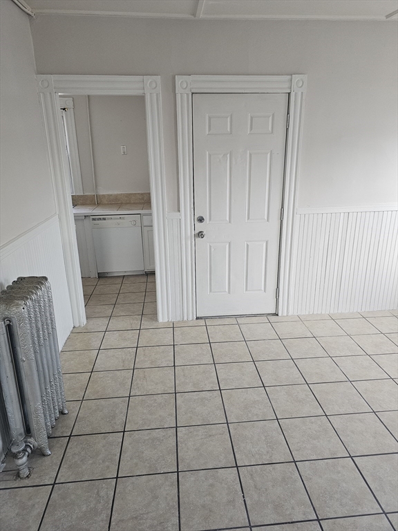 3 bed, 1 bath apartment for rent at 64 Emory St Unit 3, Attleboro — photo 12 of 17