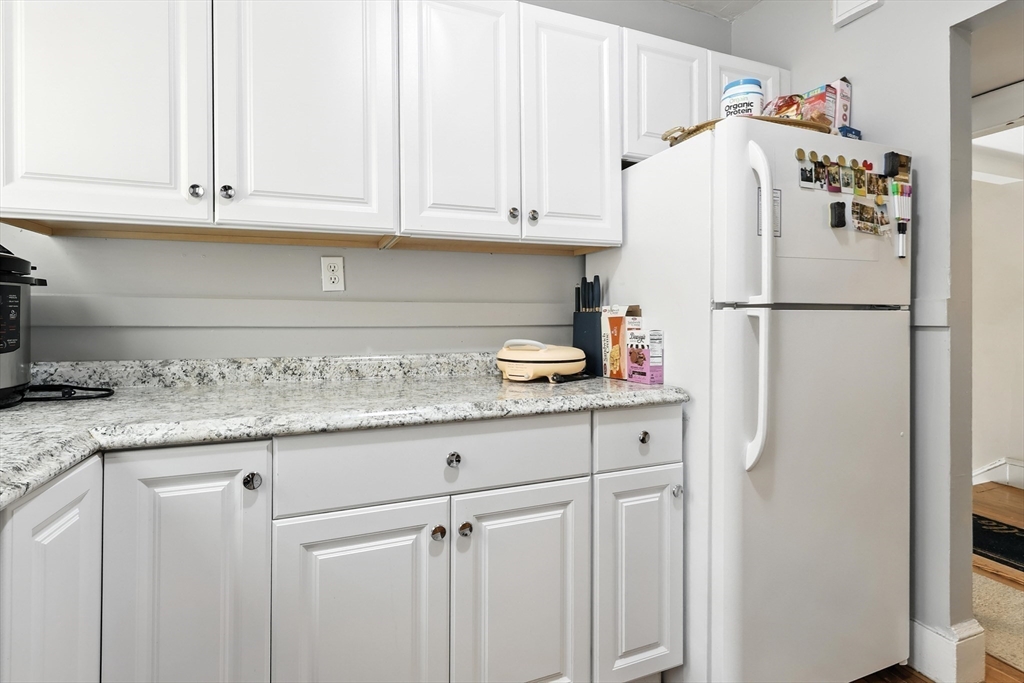 1 bed, 1 bath apartment for rent at 64 Endicott Unit 4, Quincy — photo 7 of 12