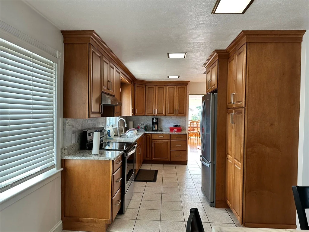 4 bed, 2 bath apartment for rent at 64 Francis Unit 1, Revere — photo 3 of 16