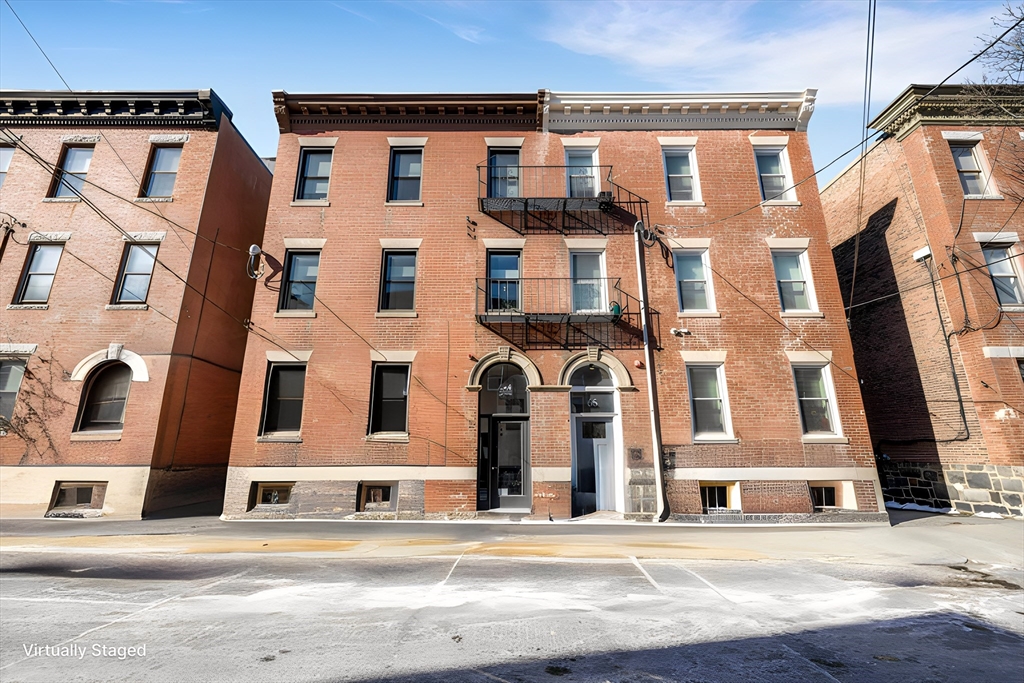 2 bed, 1 bath apartment for rent at 64 Frankfort St Unit 4, East Boston — photo 15 of 16
