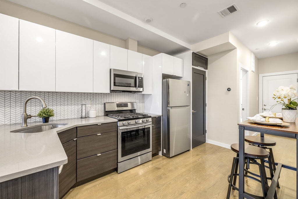 2 bed, 1 bath apartment for rent at 64 Frankfort St Unit 4, East Boston — photo 4 of 16