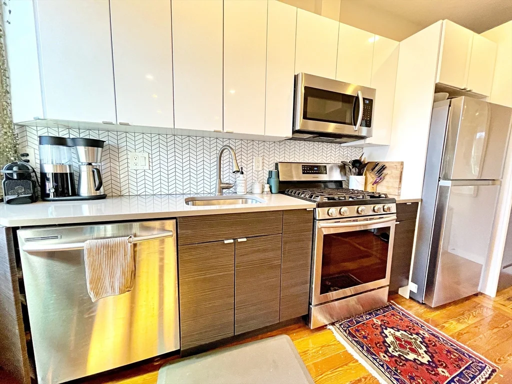 2 bed, 1 bath apartment for rent at 64 Frankfort St Unit 5, East Boston — photo 3 of 17
