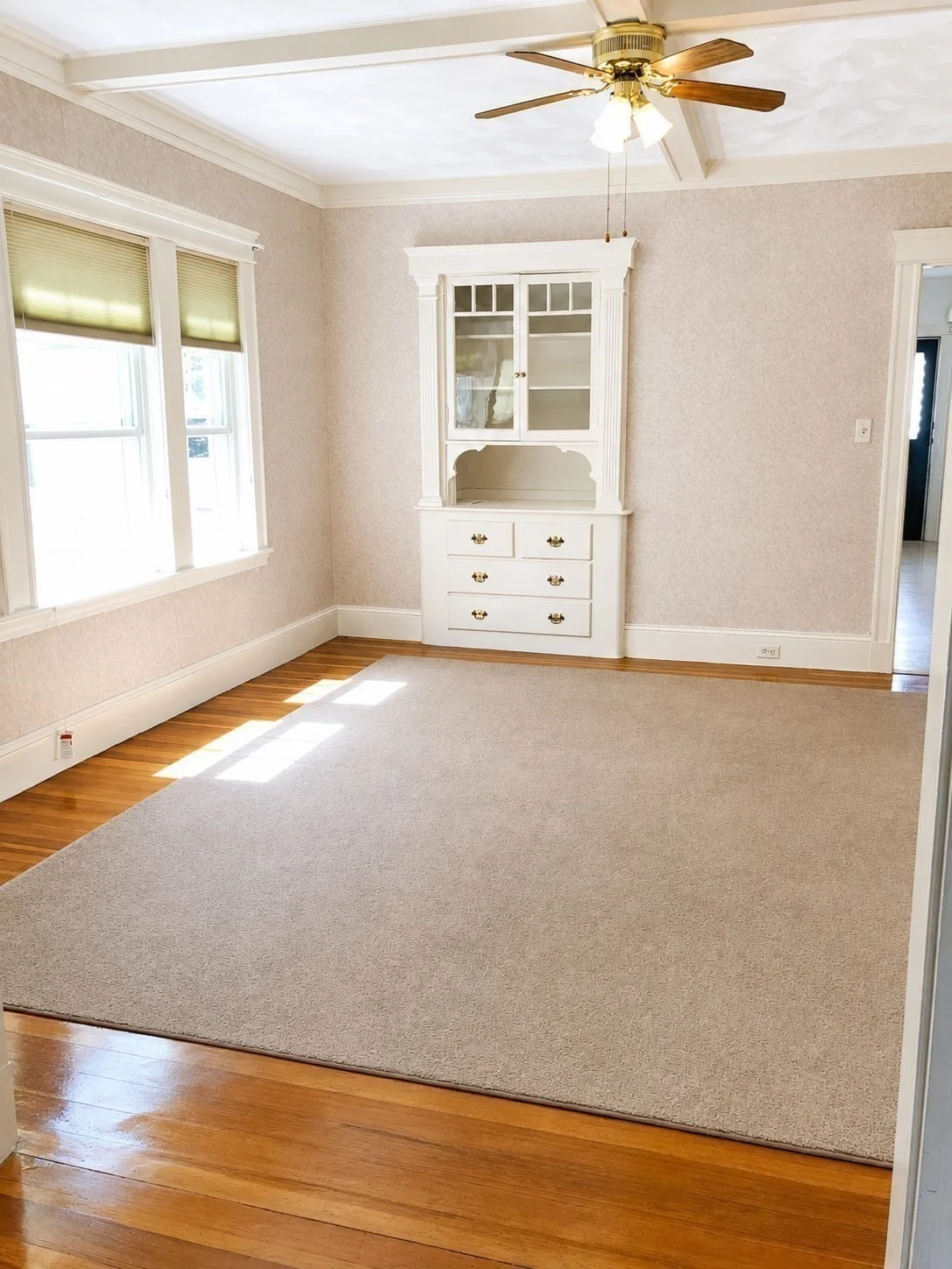 2 bed, 1 bath apartment for rent at 64 Freeman St Unit 1, Arlington — photo 4 of 7