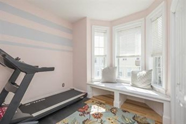 3 bed, 2.5 bath apartment for rent at 64 Gates St Unit 1, South Boston — photo 7 of 8