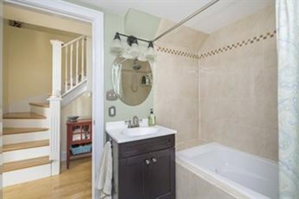 3 bed, 2.5 bath apartment for rent at 64 Gates St Unit 1, South Boston — photo 5 of 8