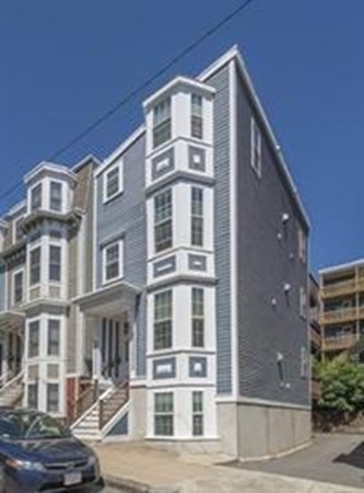 3 bed, 2.5 bath apartment for rent at 64 Gates St Unit 1, South Boston