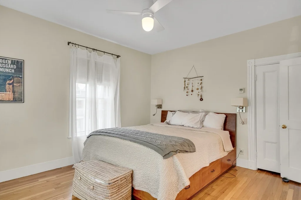 5 bed, 2 bath apartment for rent at 64 Gorham, Baldwin — photo 13 of 32