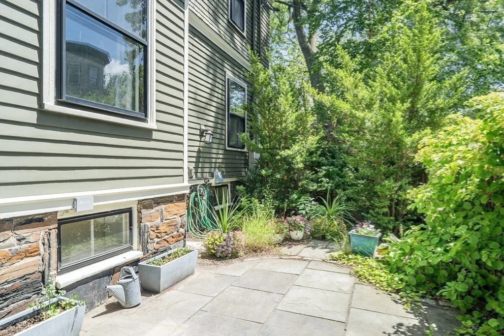 5 bed, 2 bath apartment for rent at 64 Gorham, Baldwin — photo 32 of 32
