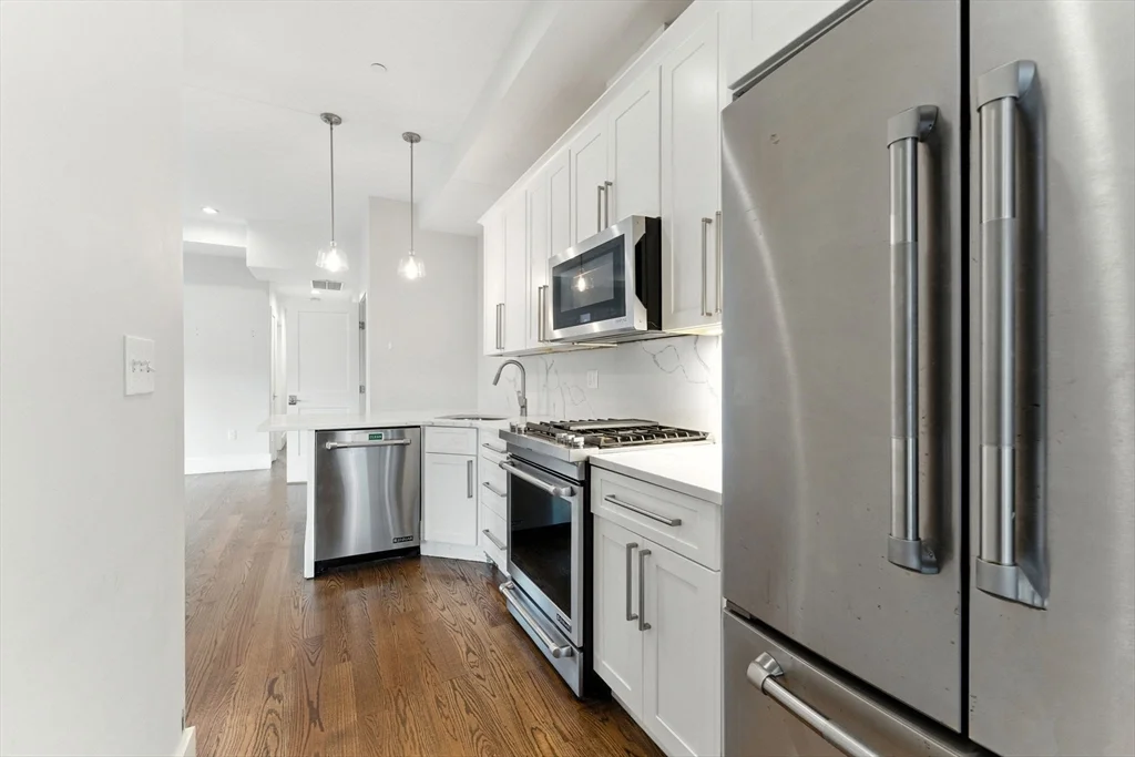 2 bed, 1 bath apartment for rent at 64 Gove St Unit 1, East Boston — photo 5 of 24