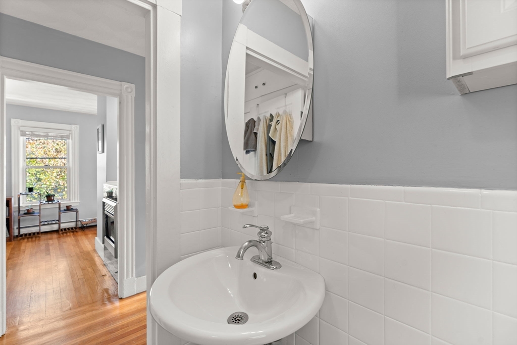 2 bed, 1 bath apartment for rent at 64 Grant St Unit 2, Somerville — photo 13 of 21