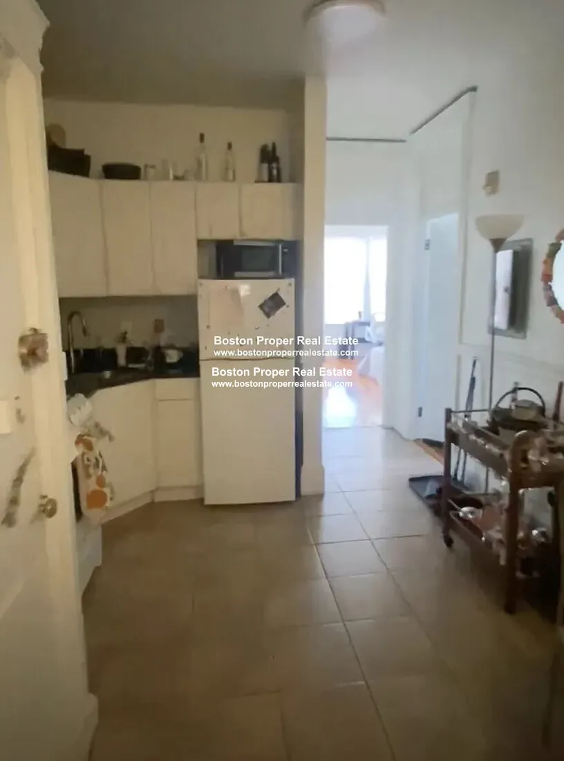 Studio bed, 1 bath apartment for rent at 64 Hemenway St Unit 12A, Fenway — photo 6 of 9