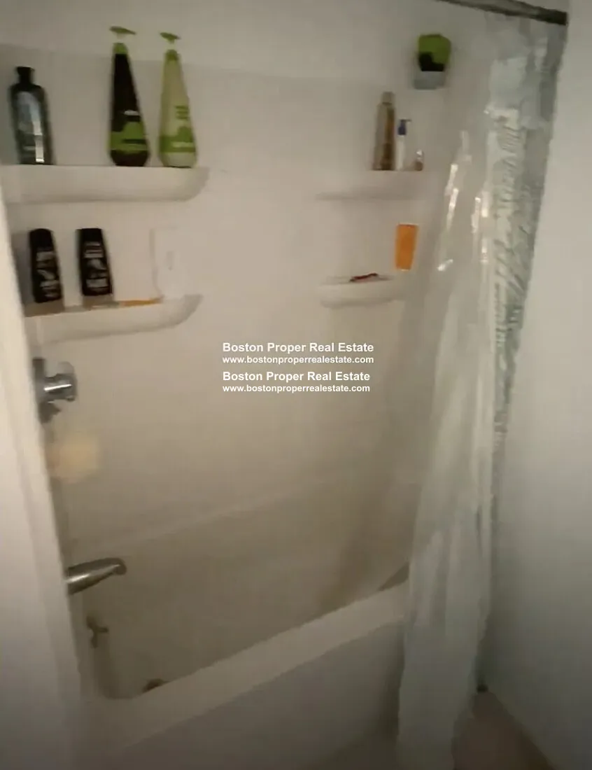 Studio bed, 1 bath apartment for rent at 64 Hemenway St Unit 12A, Fenway — photo 4 of 9