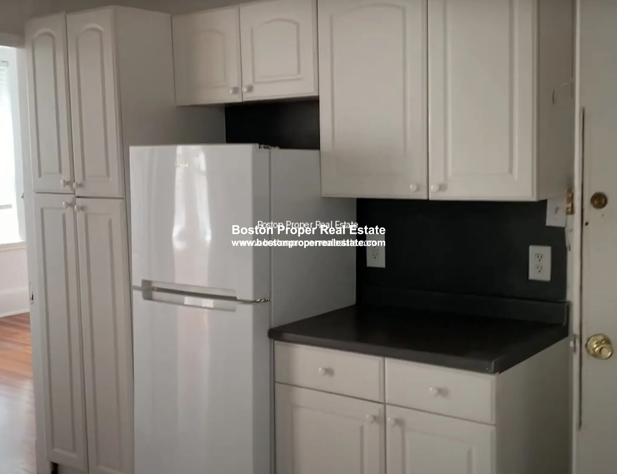 2 bed, 1 bath apartment for rent at 64 Hemenway St Unit 15, Fenway — photo 3 of 9
