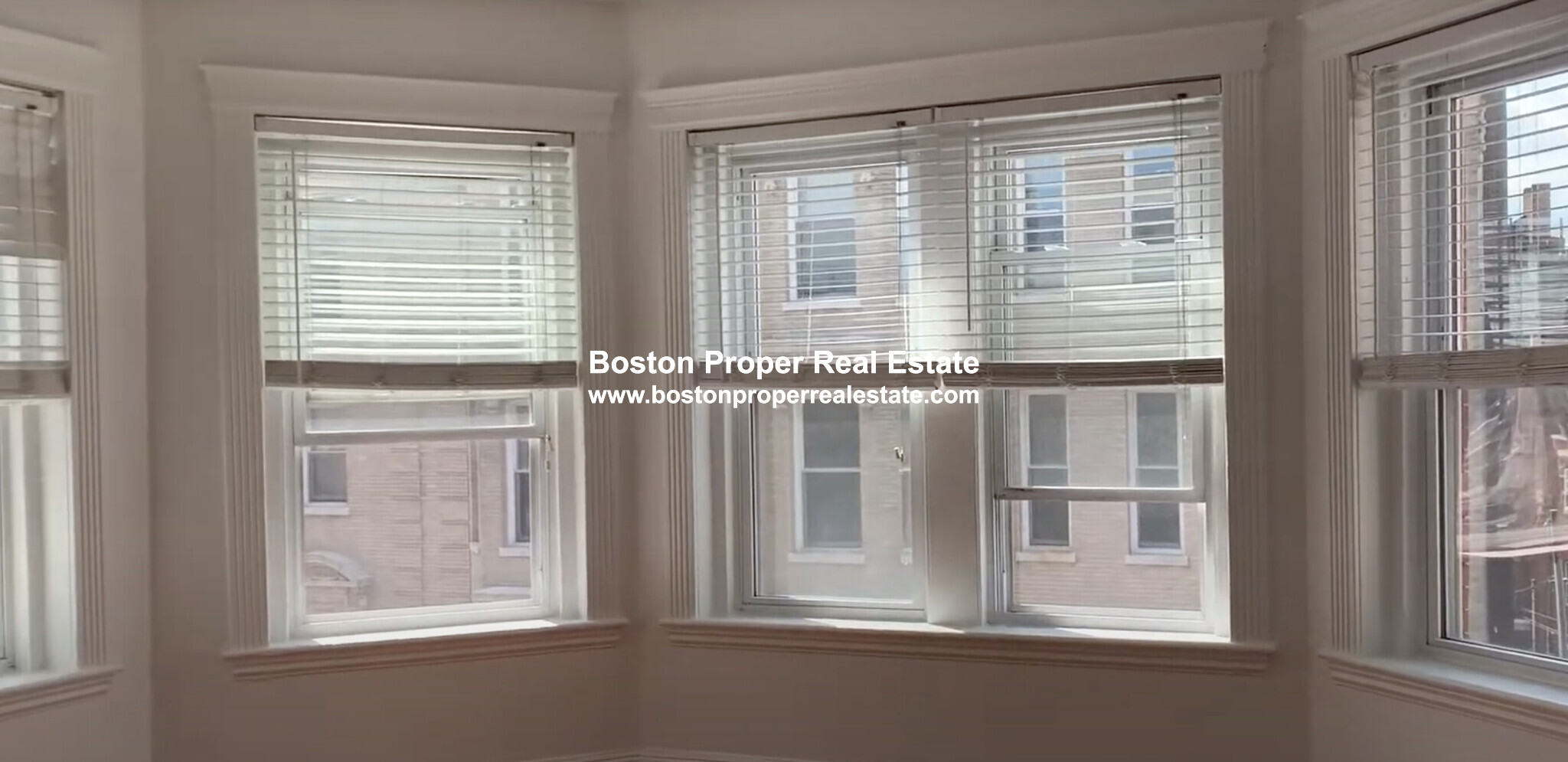 3 bed, 1 bath apartment for rent at 64 Hemenway St Unit 21, Fenway — photo 1 of 9