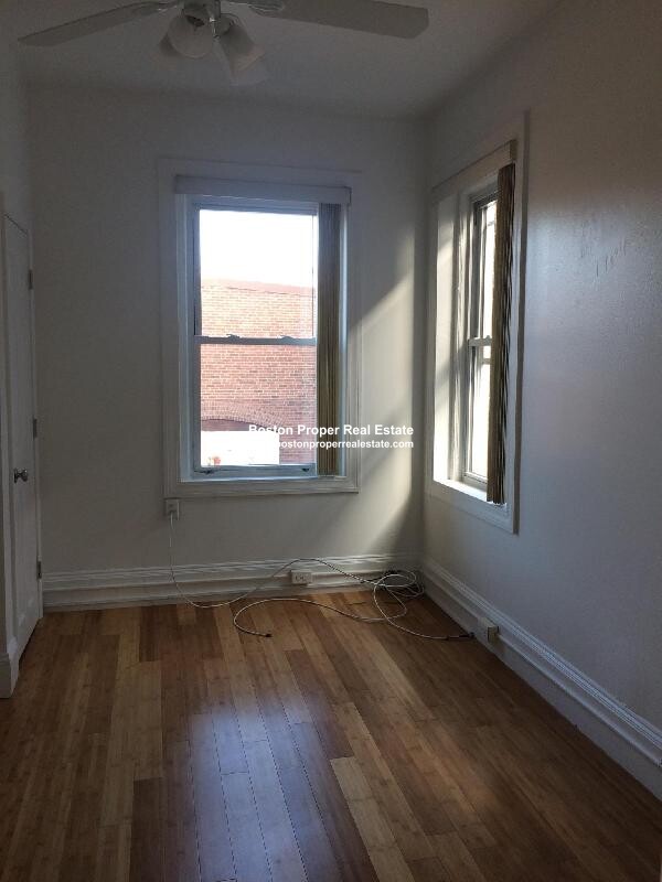 1 bed, 1 bath apartment for rent at 64 Hemenway St Unit 26, Fenway — photo 4 of 6
