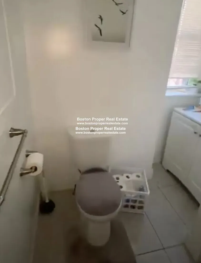 Studio bed, 1 bath apartment for rent at 64 Hemenway St Unit 27, Fenway — photo 4 of 7