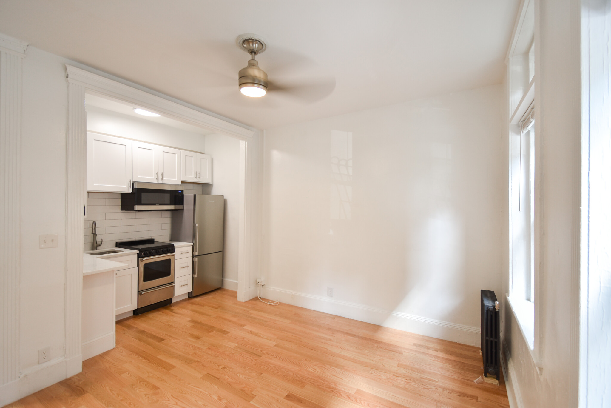 Studio bed, 1 bath apartment for rent at 64 Hemenway St Unit 3, Fenway — photo 2 of 6
