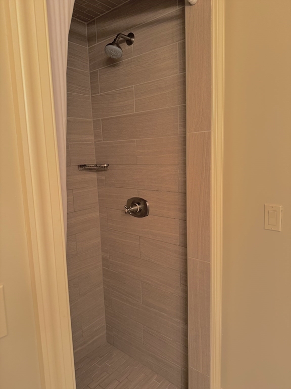 1 bed, 1 bath apartment for rent at 64 Highland Ave Unit 4, Winchester Highlands — photo 12 of 14