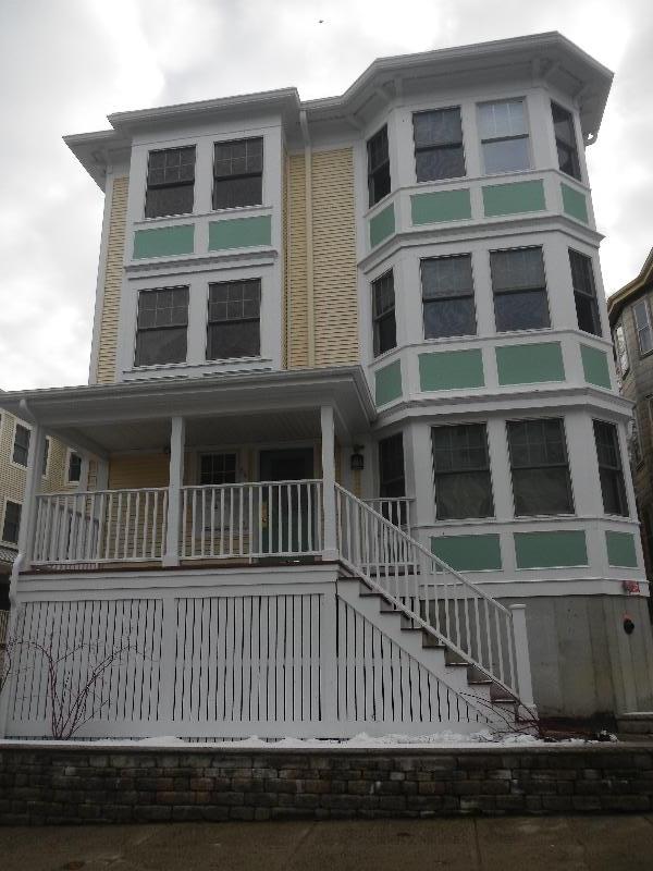 4 bed, 1.5 bath apartment for rent at 64 Hillside St Unit 1, Mission Hill — photo 10 of 11