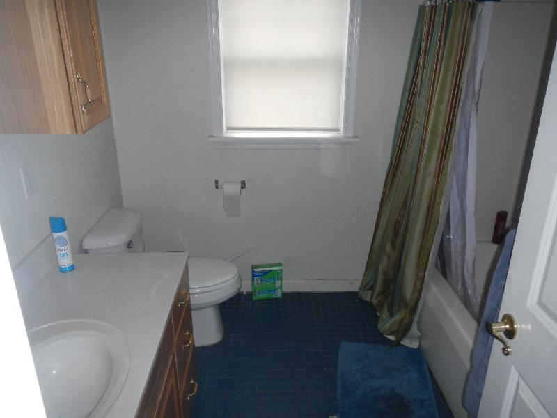 4 bed, 1.5 bath apartment for rent at 64 Hillside St Unit 1, Mission Hill — photo 6 of 11