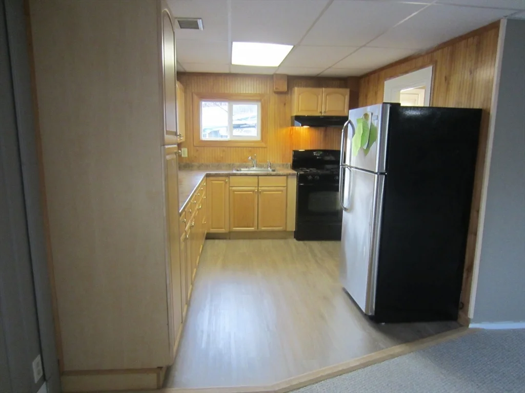 2 bed, 1 bath apartment for rent at 64 Kins Ct, Onset — photo 3 of 15
