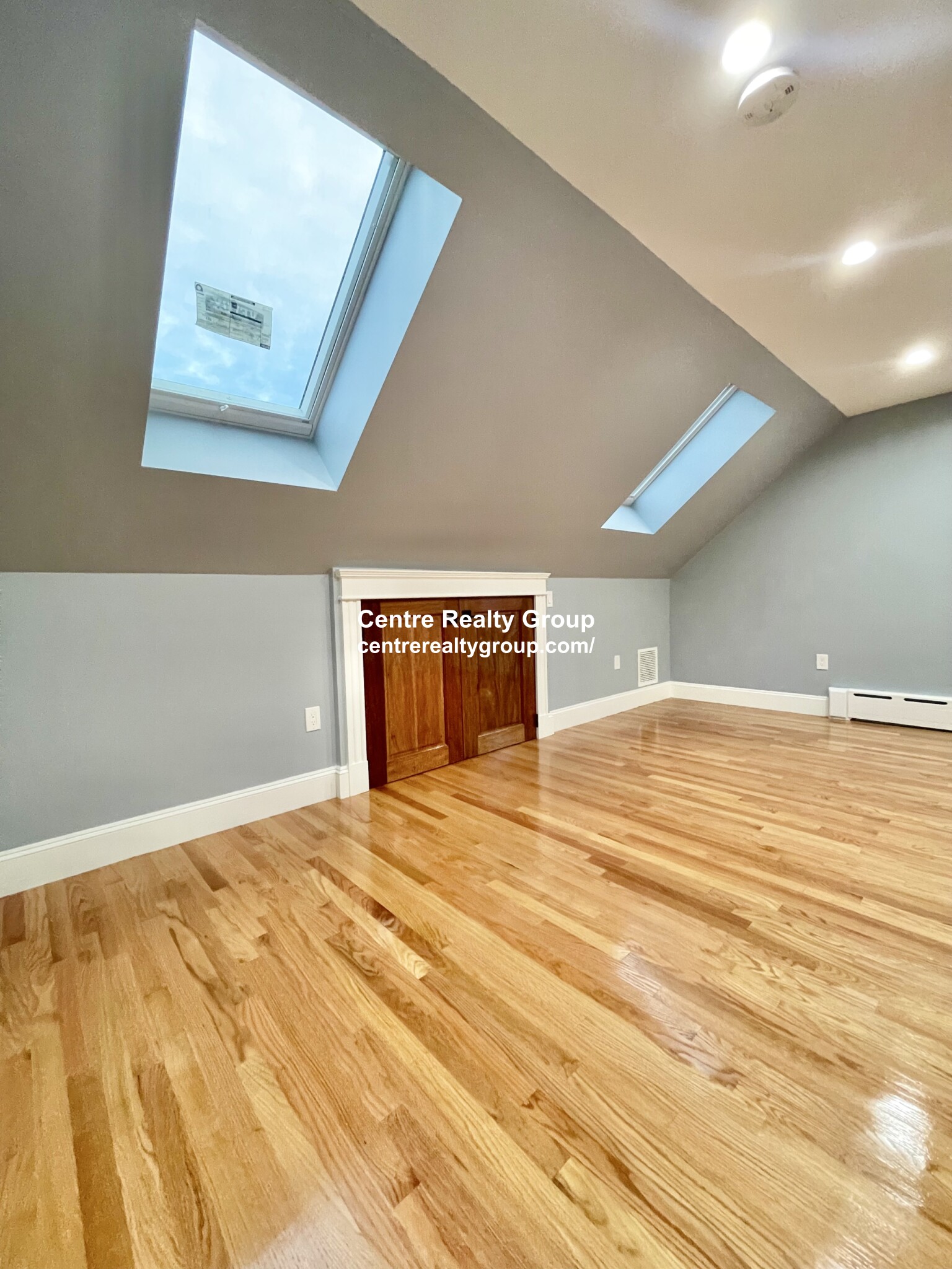 4 bed, 2.5 bath apartment for rent at 64 Langley Rd, Brighton — photo 27 of 30