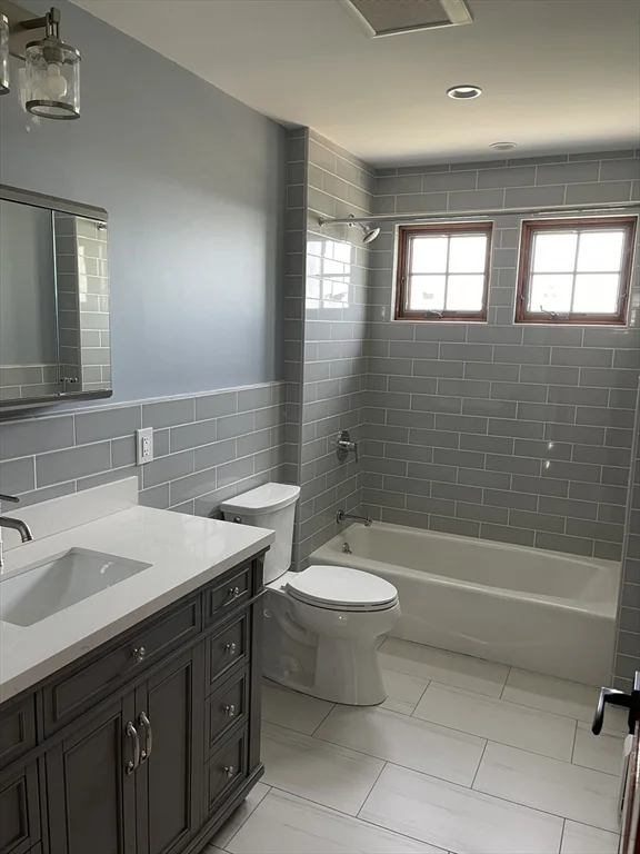 4 bed, 2 bath apartment for rent at 64 Langley Rd Unit 64, Boston — photo 19 of 24