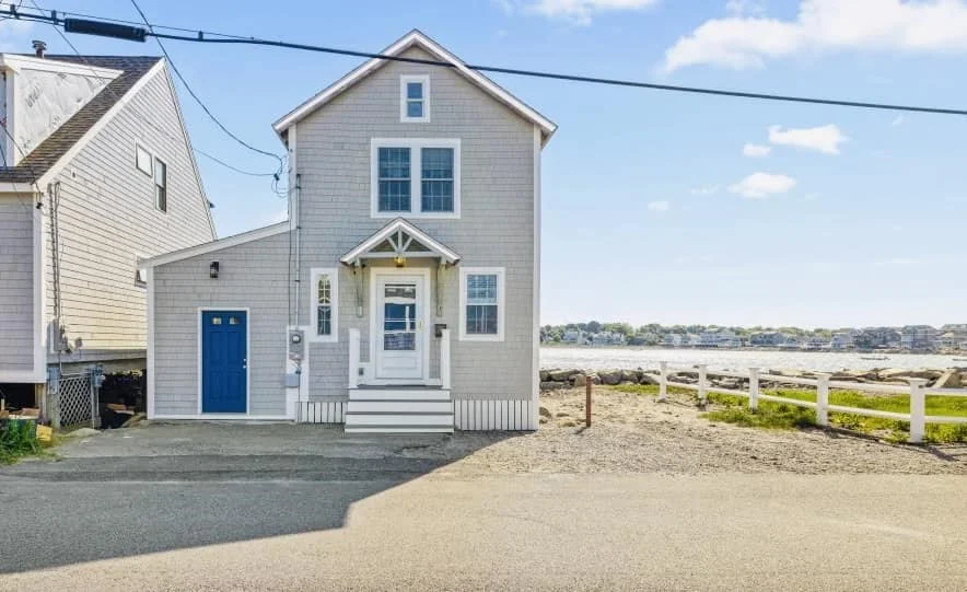 3 bed, 1 bath apartment for rent at 64 Lighthouse Rd, Scituate — photo 1 of 13