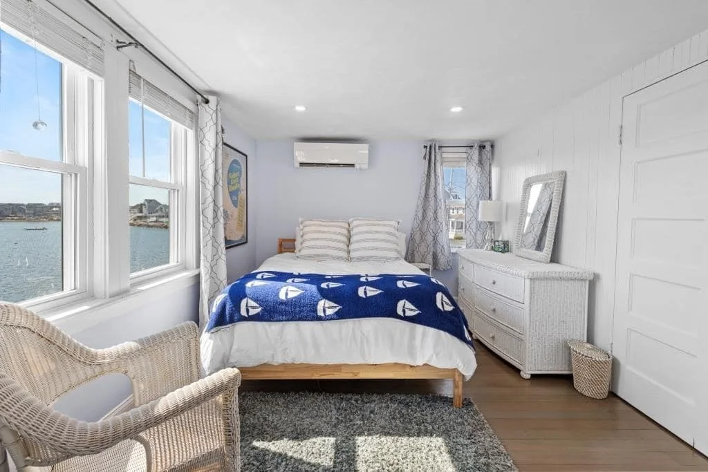 3 bed, 1 bath apartment for rent at 64 Lighthouse Rd, Scituate — photo 5 of 13