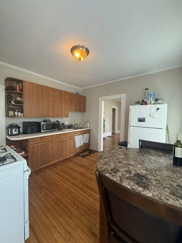 2 bed, 1 bath apartment for rent at 64 Linwood Unit 1, Melrose — photo 2 of 21