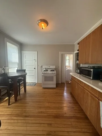 2 bed, 1 bath apartment for rent at 64 Linwood Unit 1, Melrose — photo 3 of 21
