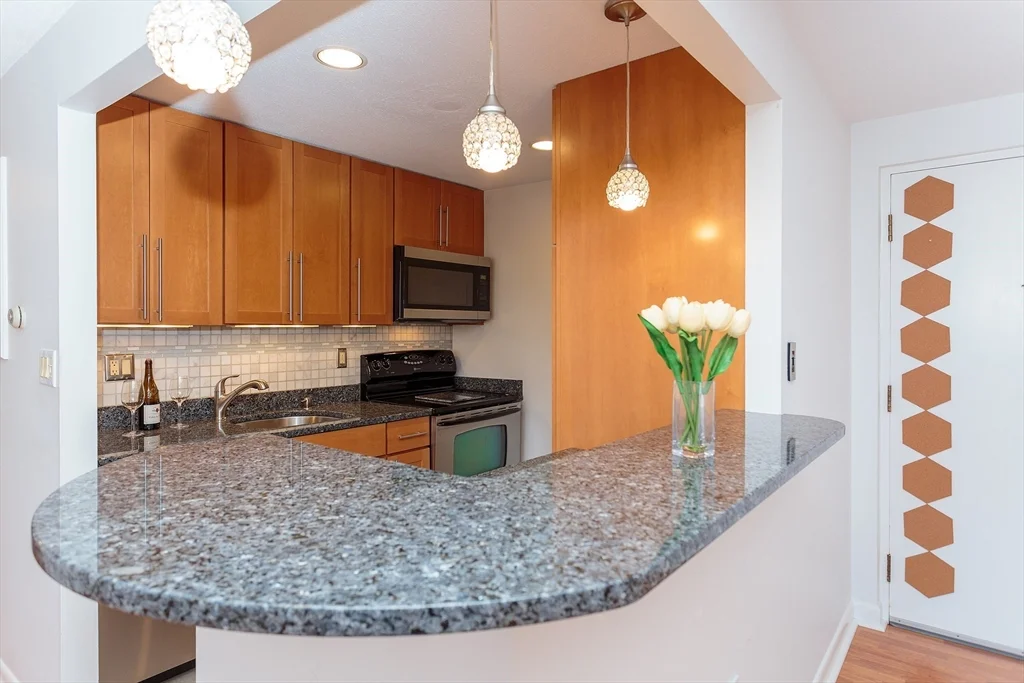 2 bed, 1 bath apartment for rent at 64 Main St Unit 52B, Stoneham — photo 6 of 17